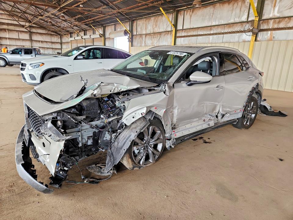 41825796 :رقم المزاد ، 3MVDMBDMXRM633368 vin ، 2024 Mazda Cx-30 مزاد بيع