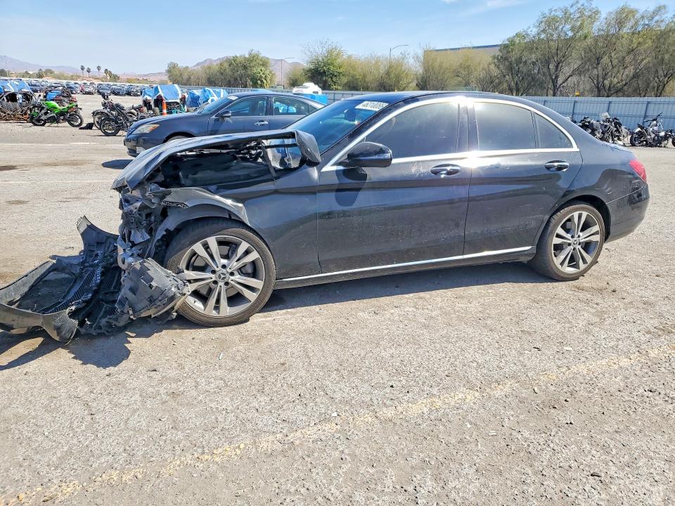 46310086 :رقم المزاد ، 55SWF4JB2JU263897 vin ، 2018 Mercedes-benz C مزاد بيع