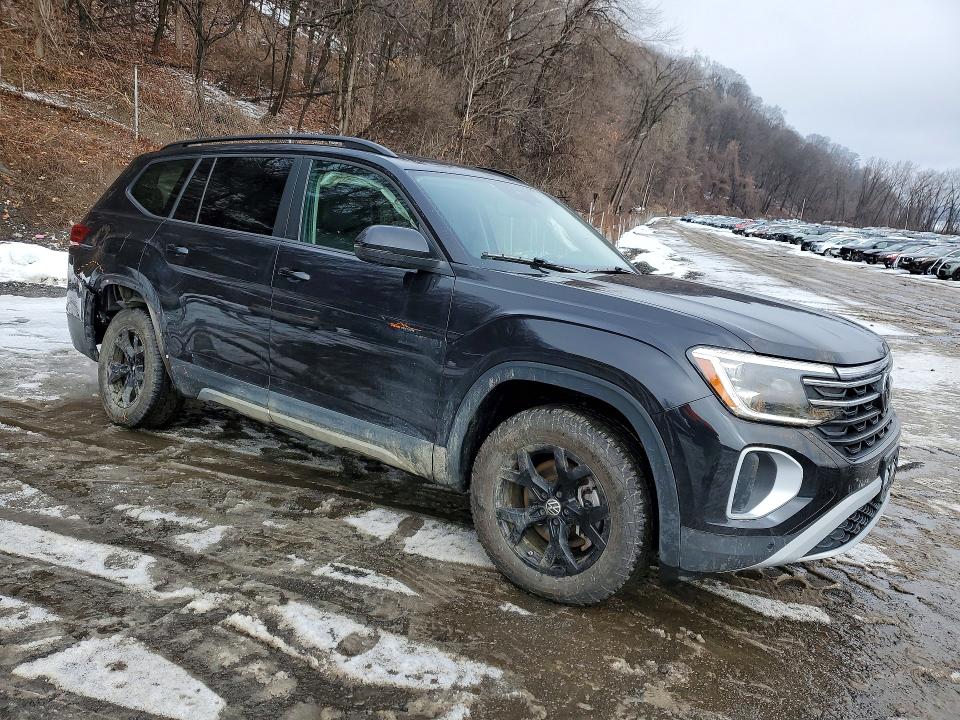 79617275 :رقم المزاد ، 1V2CN2CA7TC502844 vin ، 2026 Volkswagen Atlas مزاد بيع
