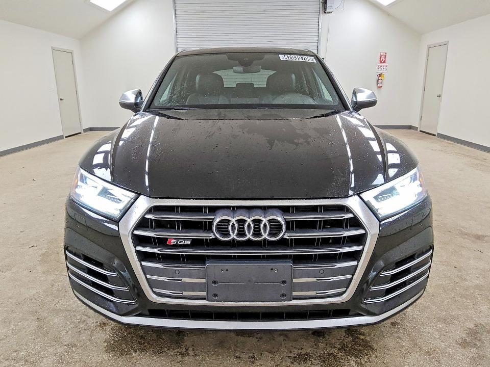 42039706 :رقم المزاد ، WA1A4AFY1J2044374 vin ، 2018 Audi Sq5 مزاد بيع