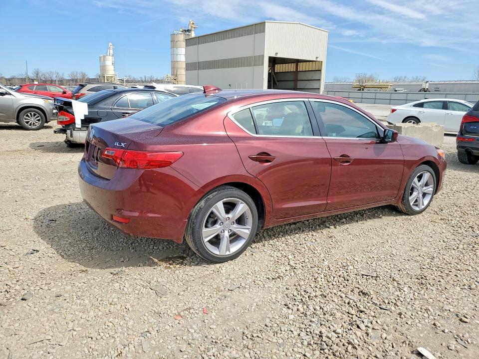 47392476 :رقم المزاد ، 19VDE1F57DE005083 vin ، 2013 Acura Ilx مزاد بيع
