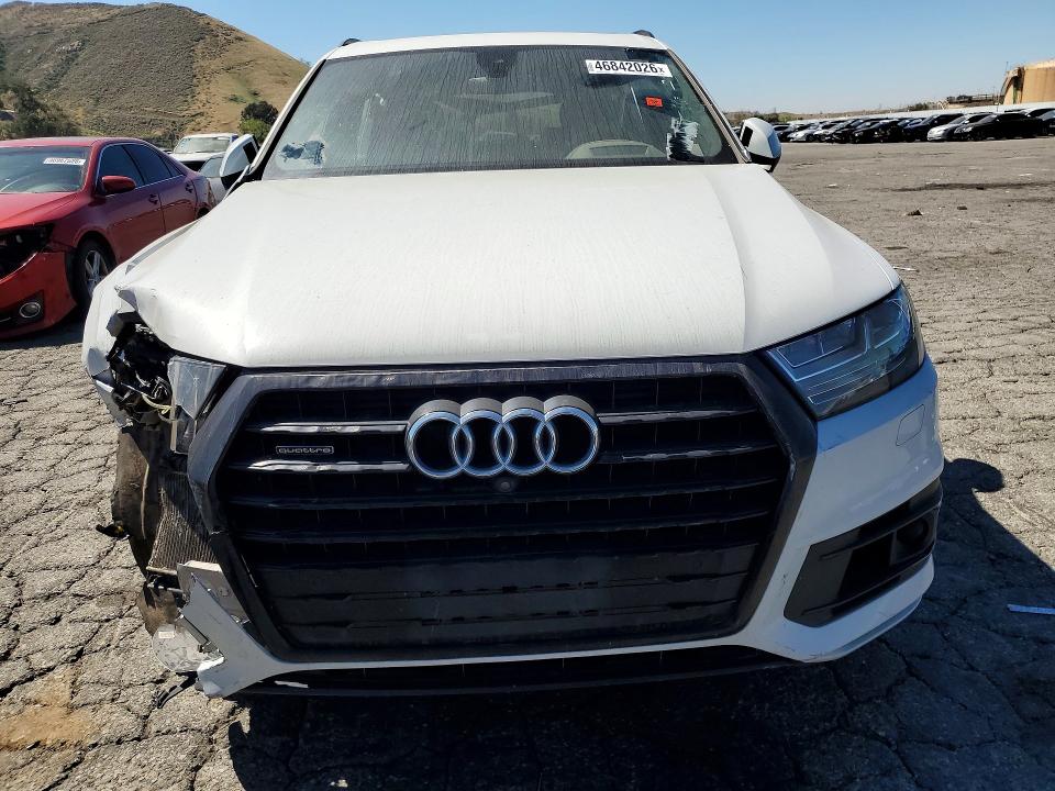 Продажа на аукционе авто 2018 Audi Q7, vin: WA1VAAF72JD044745, номер лота: 46842026