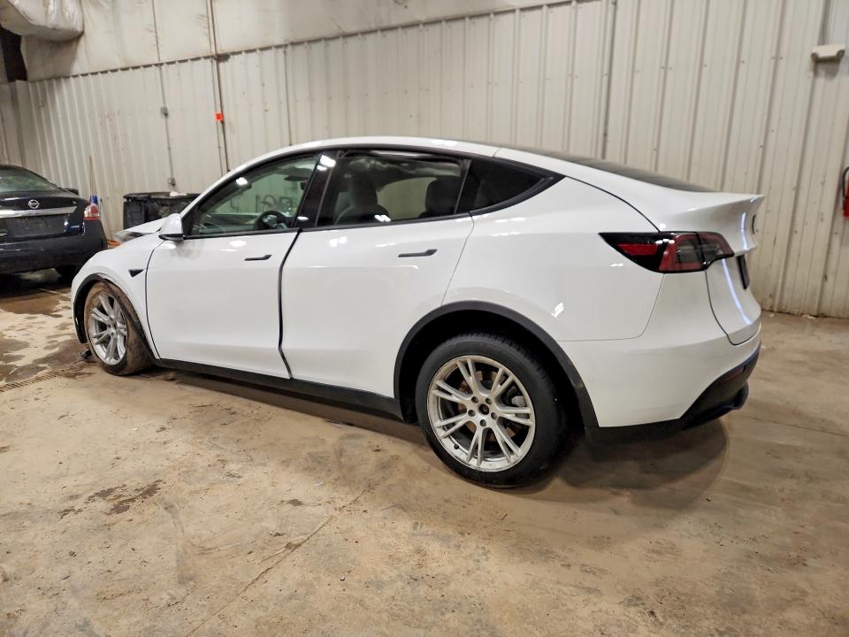 Продажа на аукционе авто 2022 Tesla Model Y, vin: 7SAYGDEE4NF354674, номер лота: 41950386