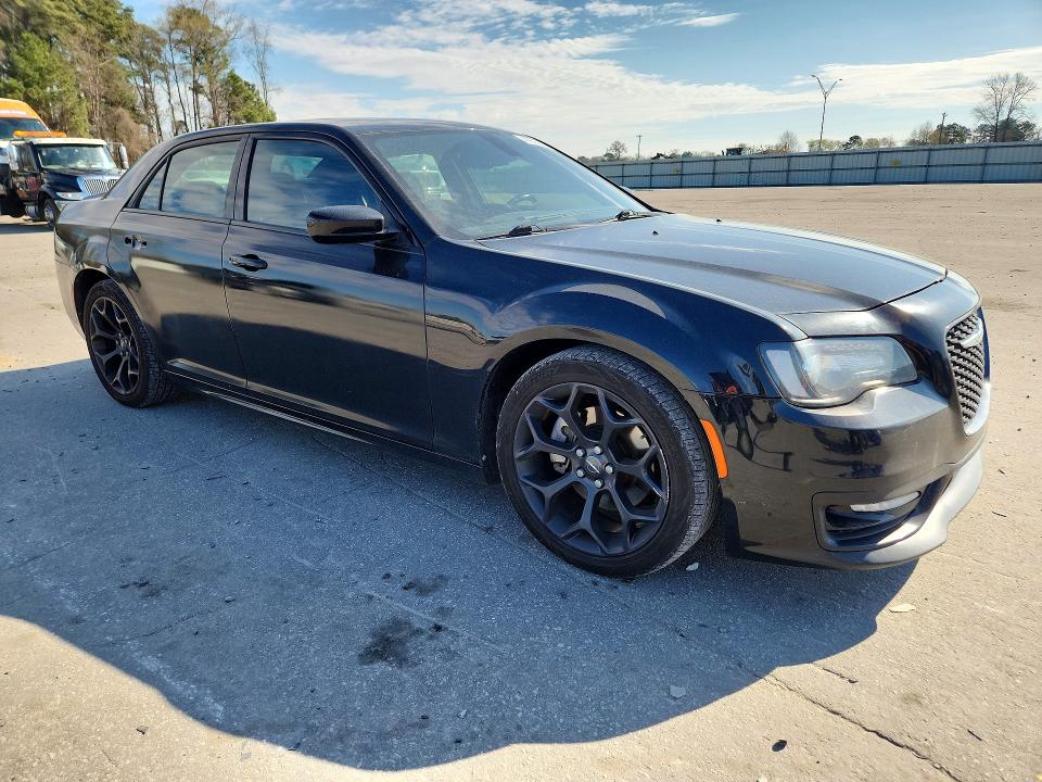 Продаж на аукціоні авто 2019 Chrysler 300, vin: 2C3CCABT2KH580419, номер лоту: 41951746