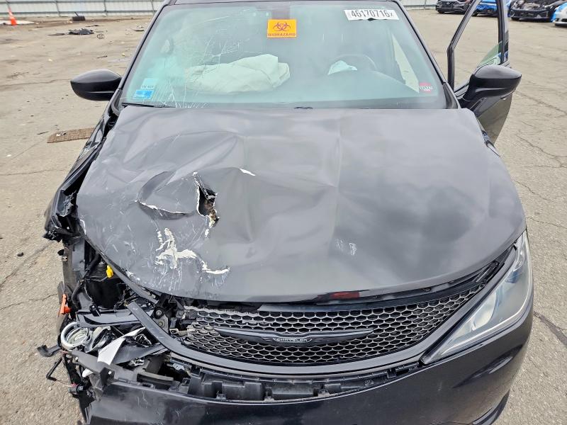 2020 Chrysler Pacifica მანქანა იყიდება აუქციონზე, vin: 2C4RC1FG1LR110493, აუქციონის ნომერი: 46170716