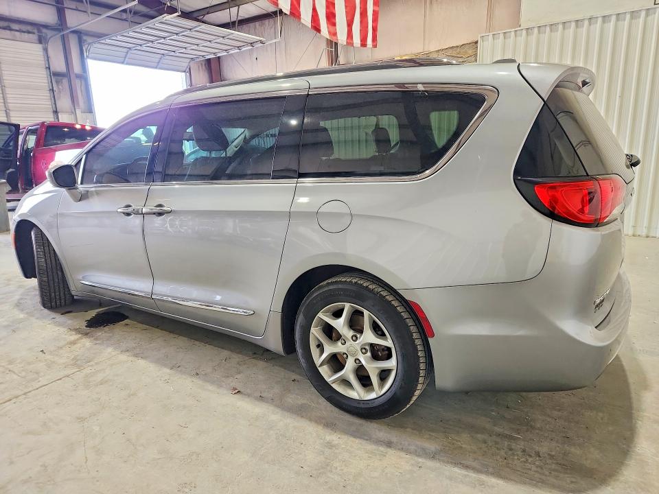 2018 Chrysler Pacifica მანქანა იყიდება აუქციონზე, vin: 2C4RC1BG9JR247698, აუქციონის ნომერი: 46381356