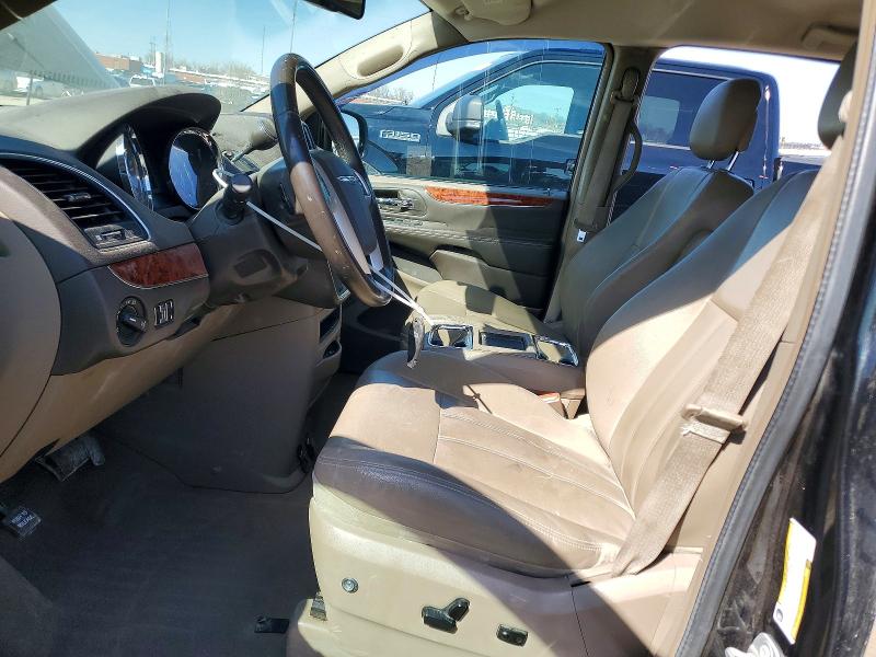 2016 Chrysler Town & Country მანქანა იყიდება აუქციონზე, vin: 2C4RC1BG7GR290803, აუქციონის ნომერი: 47122396