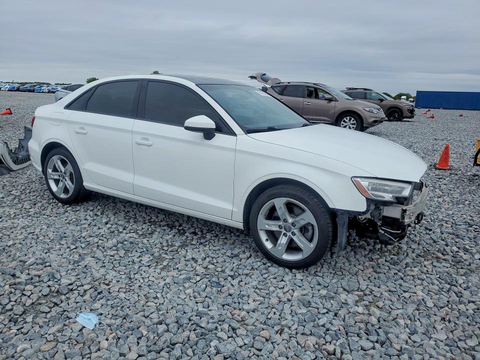 Продаж на аукціоні авто 2018 Audi A3, vin: WAUAUGFF9J1088827, номер лоту: 46183156
