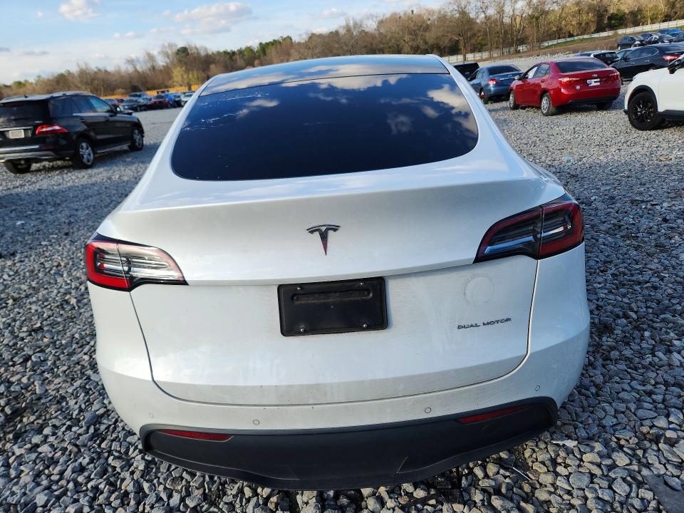 Продажа на аукционе авто 2021 Tesla Model Y, vin: 5YJYGDEE5MF060566, номер лота: 79621815