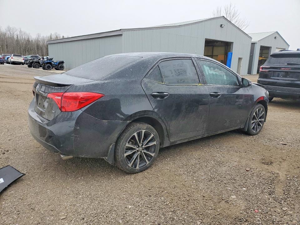 Продажа на аукционе авто 2018 Toyota Corolla, vin: 2T1BURHE2JC056031, номер лота: 45838596