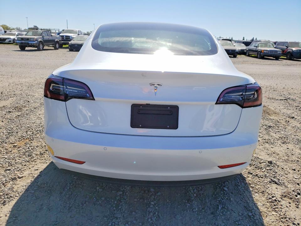 2021 Tesla Model 3 მანქანა იყიდება აუქციონზე, vin: 5YJ3E1EA2MF070726, აუქციონის ნომერი: 45846296