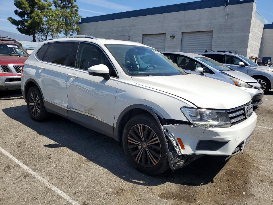2018 Volkswagen Tiguan მანქანა იყიდება აუქციონზე, vin: 3VV3B7AX9JM061097, აუქციონის ნომერი: 47997386