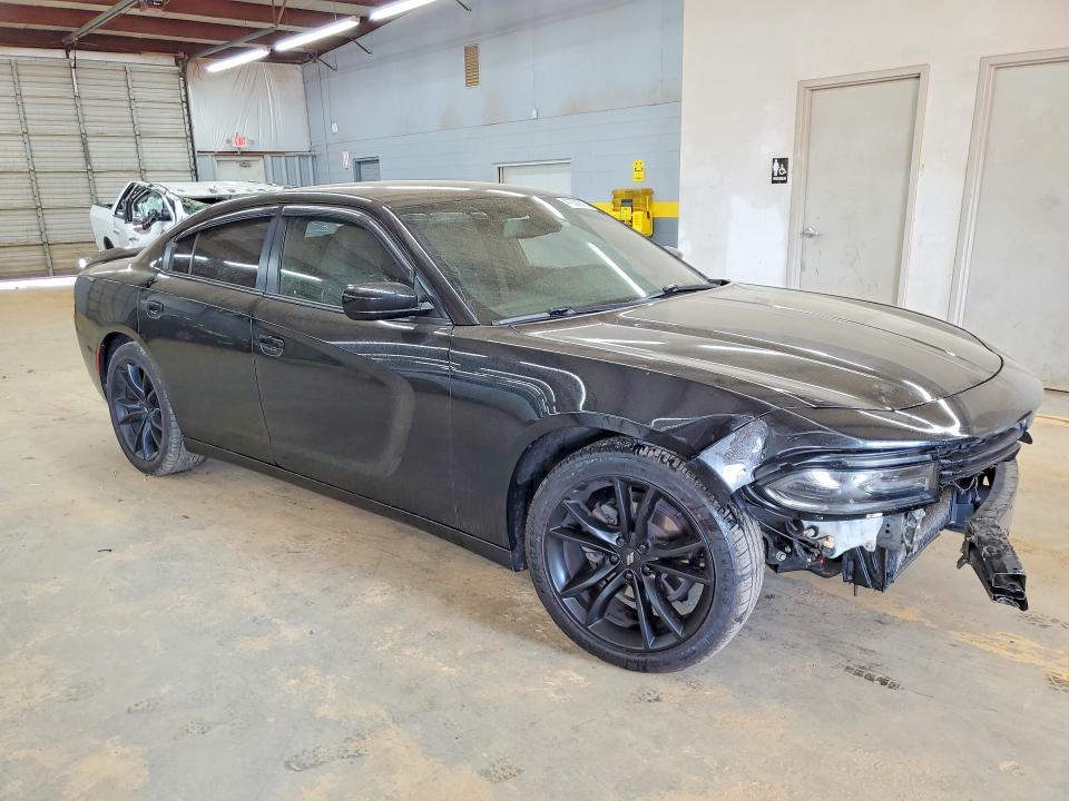 47339976 :رقم المزاد ، 2C3CDXBG4HH537017 vin ، 2017 Dodge Charger مزاد بيع