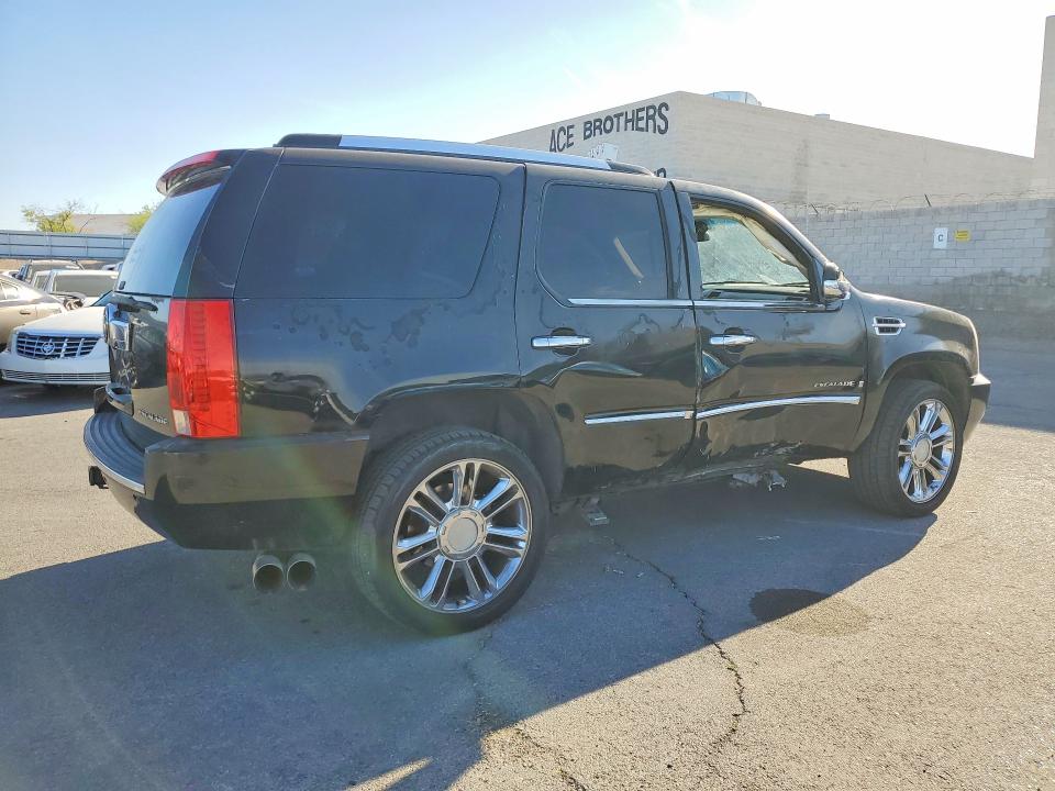 47994096 :رقم المزاد ، 1GYFC23299R122563 vin ، 2009 Cadillac Escalade مزاد بيع