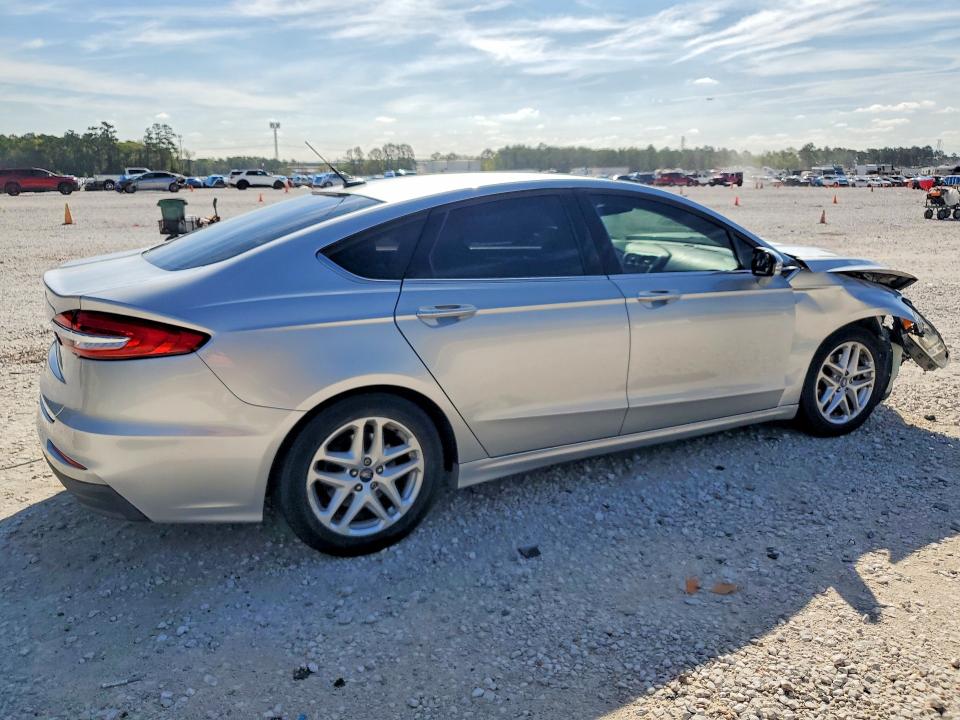 Продажа на аукционе авто 2016 Ford Fusion, vin: 3FA6P0H77GR242758, номер лота: 46756056