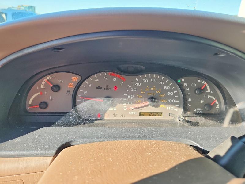 46873106 :رقم المزاد ، 5TDZT34A22S086527 vin ، 2002 Toyota Sequoia مزاد بيع