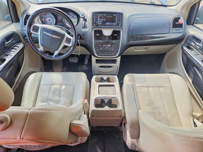 47637226 :رقم المزاد ، 2C4RC1CG9DR777365 vin ، 2013 Chrysler Town & Country مزاد بيع