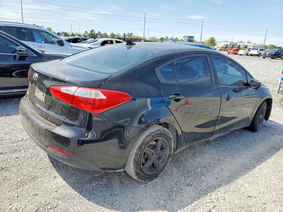 2016 Kia Forte მანქანა იყიდება აუქციონზე, vin: KNAFK4A60G5601143, აუქციონის ნომერი: 46592556