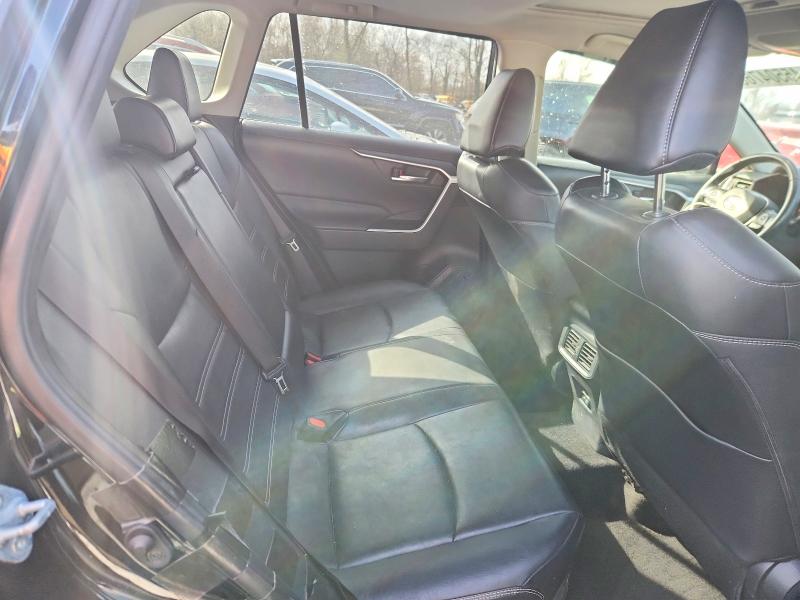 2021 Toyota Rav4 Hybrid მანქანა იყიდება აუქციონზე, vin: JTMB6RFV6MD040757, აუქციონის ნომერი: 45504766