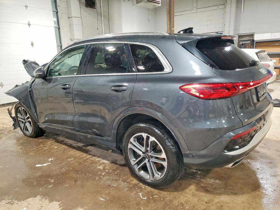 Продажа на аукционе авто 2025 Audi Q5, vin: WA11AAGU3S2024942, номер лота: 46263766