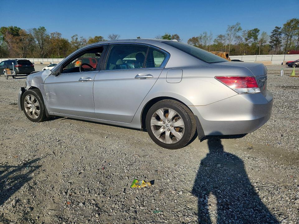 2010 Honda Accord მანქანა იყიდება აუქციონზე, vin: 1HGCP2F86AA031946, აუქციონის ნომერი: 47888326
