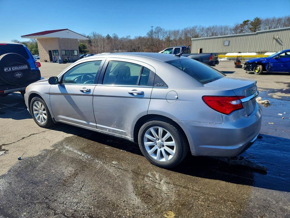 Продажа на аукционе авто 2013 Chrysler 200, vin: 1C3CCBBG7DN703294, номер лота: 45601226