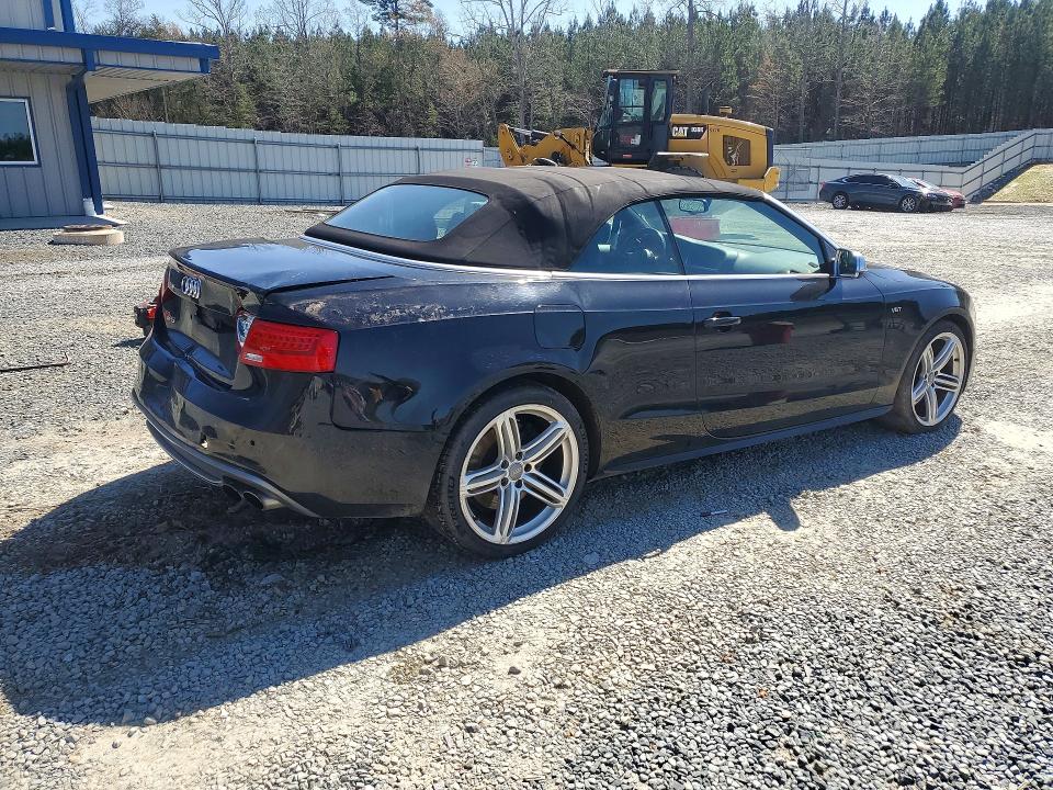 45642526 :رقم المزاد ، WAUVGAFHXDN000887 vin ، 2013 Audi S5 مزاد بيع