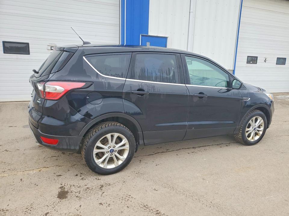 Продажа на аукционе авто 2017 Ford Escape, vin: 1FMCU9GD5HUE58762, номер лота: 79531955