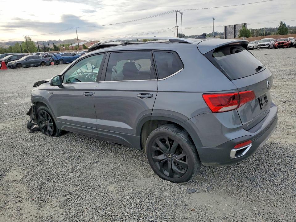 47947556 :رقم المزاد ، 3VVEX7B28RM055154 vin ، 2024 Volkswagen Taos مزاد بيع