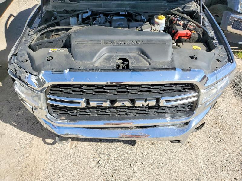 47432936 :رقم المزاد ، 3C63R3GL0MG687736 vin ، 2021 Ram 3500 مزاد بيع