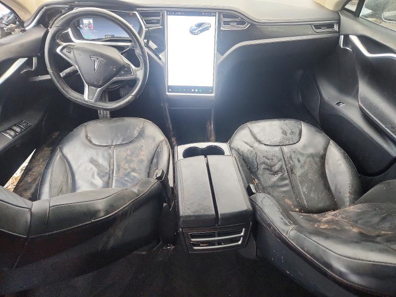 2013 Tesla Model S მანქანა იყიდება აუქციონზე, vin: 5YJSA1CN4DFP20802, აუქციონის ნომერი: 46947216