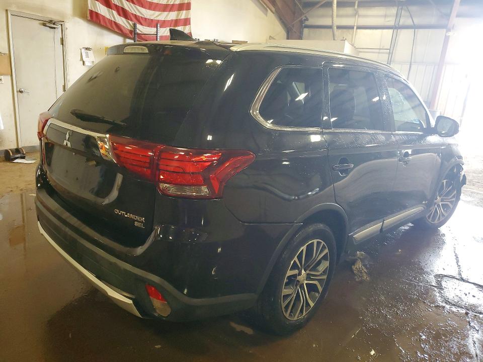 Продажа на аукционе авто 2017 Mitsubishi Outlander, vin: JA4AZ3A32HZ064336, номер лота: 45741156
