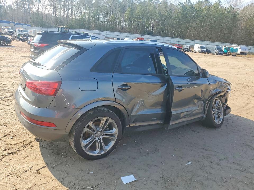 2018 Audi Q3 მანქანა იყიდება აუქციონზე, vin: WA1BCCFS0JR013459, აუქციონის ნომერი: 79769885