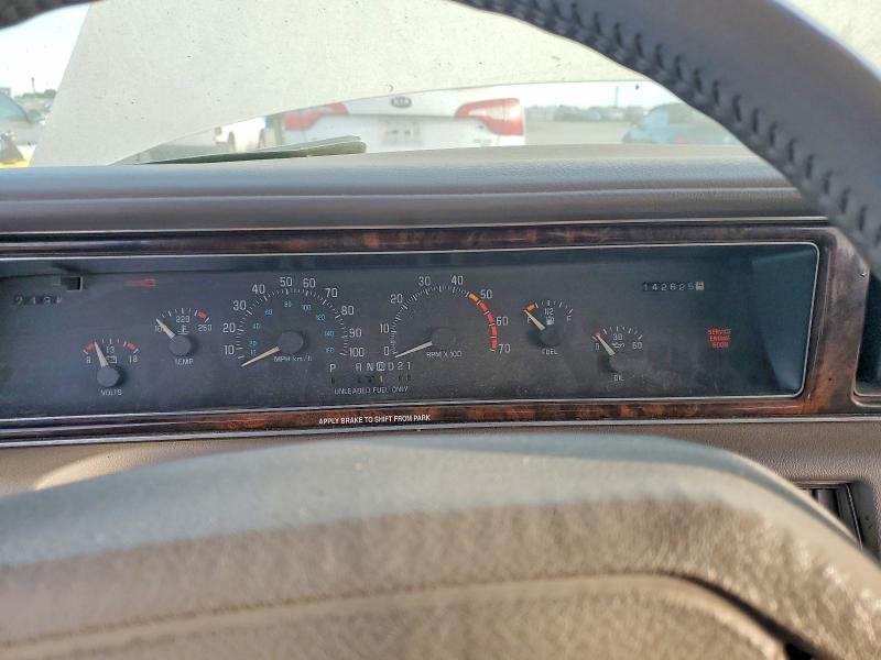 47131056 :رقم المزاد ، 1G4BT5377NR458560 vin ، 1992 Buick Roadmaster مزاد بيع