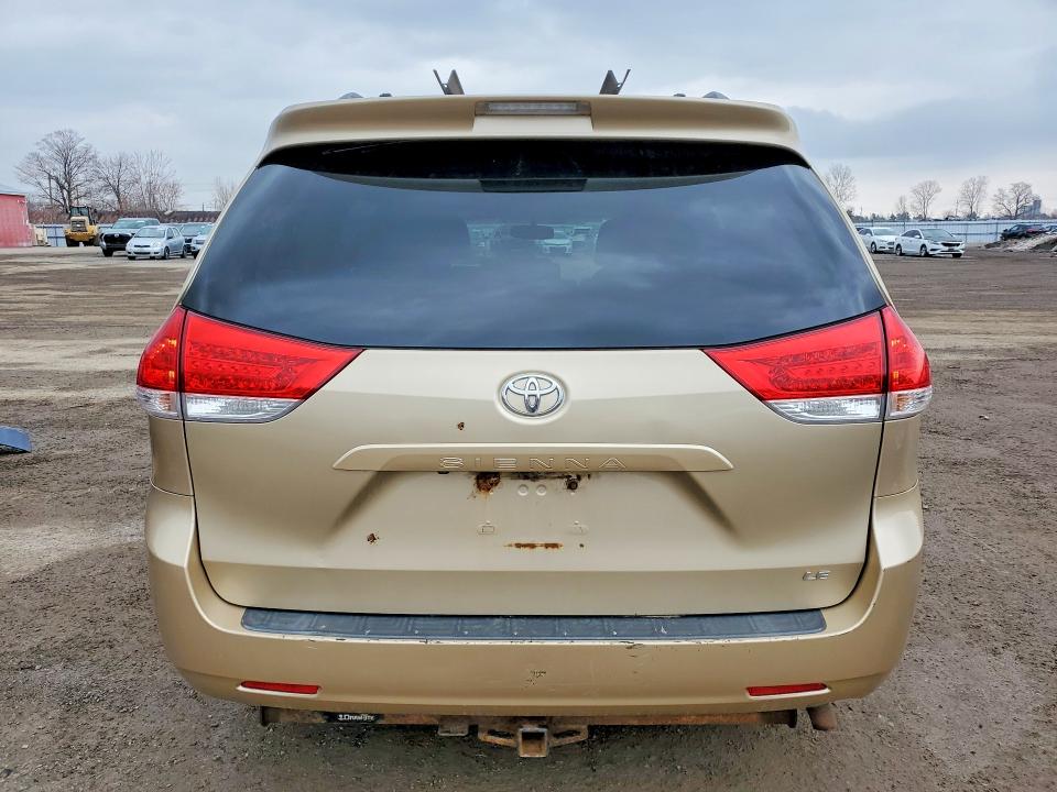 Aukcja sprzedaży 2011 Toyota Sienna, vin: 5TDKK3DC3BS047628, numer aukcji: 41754026
