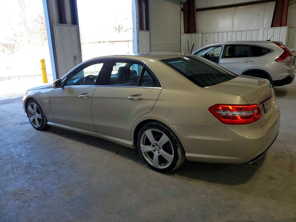 Auction sale of the 2010 Mercedes-benz E, vin: WDDHF8HBXAA210984, lot number: 55400096
