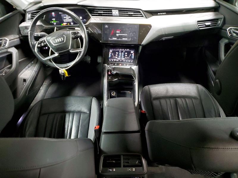 46695996 :رقم المزاد ، WA1LAAGE7MB003631 vin ، 2021 Audi E-tron مزاد بيع