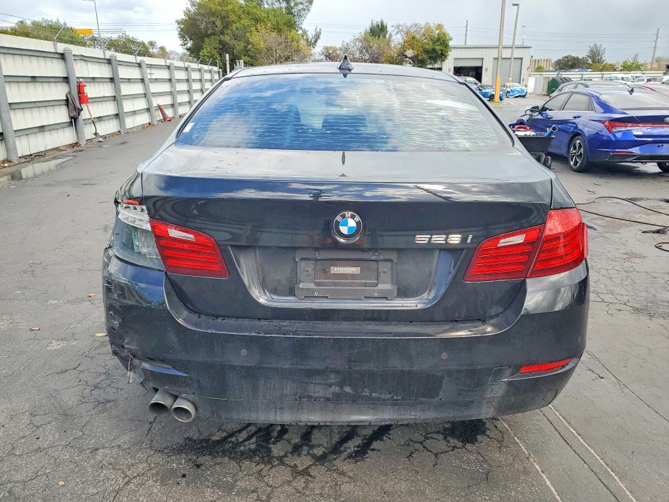Продаж на аукціоні авто 2016 Bmw 528, vin: WBA5A5C5XGD528460, номер лоту: 45696816