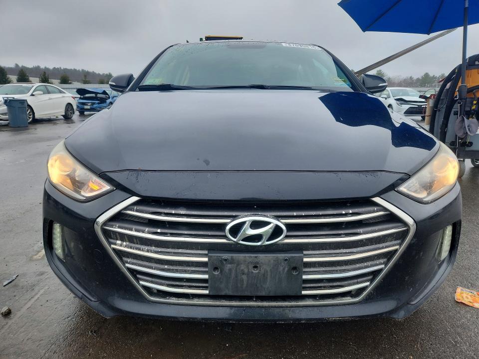 47690816 :رقم المزاد ، KMHD84LF4HU070621 vin ، 2017 Hyundai Elantra مزاد بيع