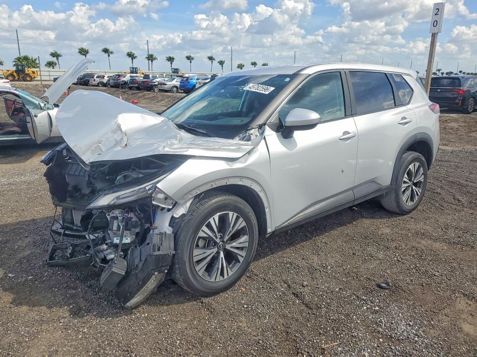 45782596 :رقم المزاد ، 5N1BT3BA2PC889508 vin ، 2023 Nissan Rogue مزاد بيع