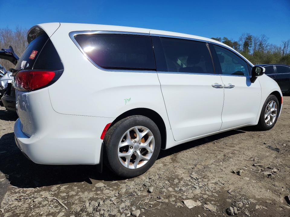 41870386 :رقم المزاد ، 2C4RC1BG5HR782134 vin ، 2017 Chrysler Pacifica مزاد بيع