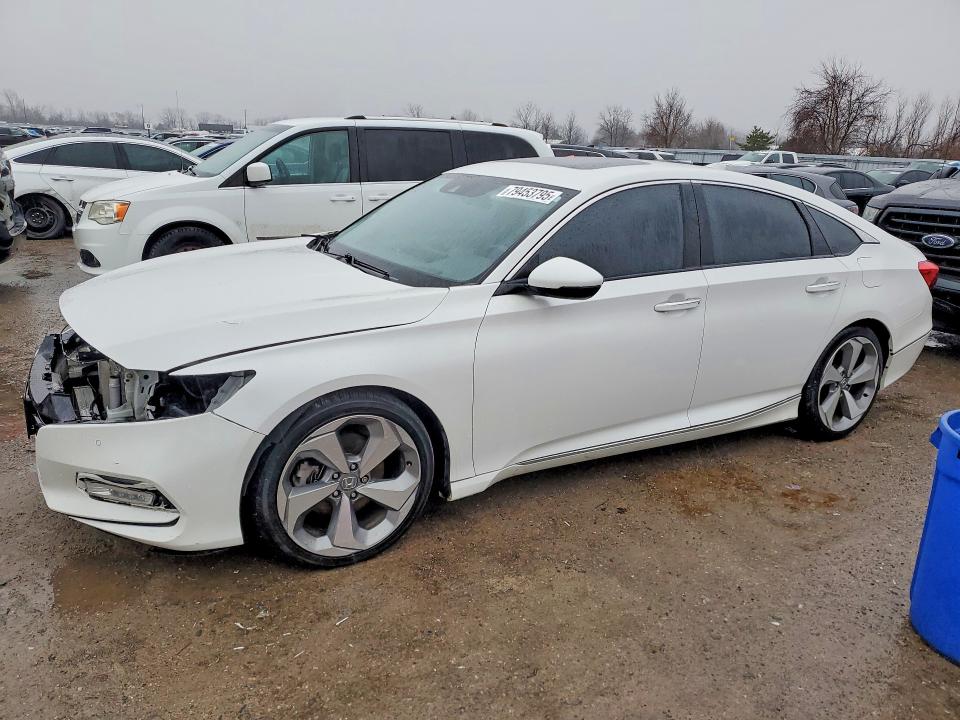 79453795 :رقم المزاد ، 1HGCV2F92JA802126 vin ، 2018 Honda Accord مزاد بيع