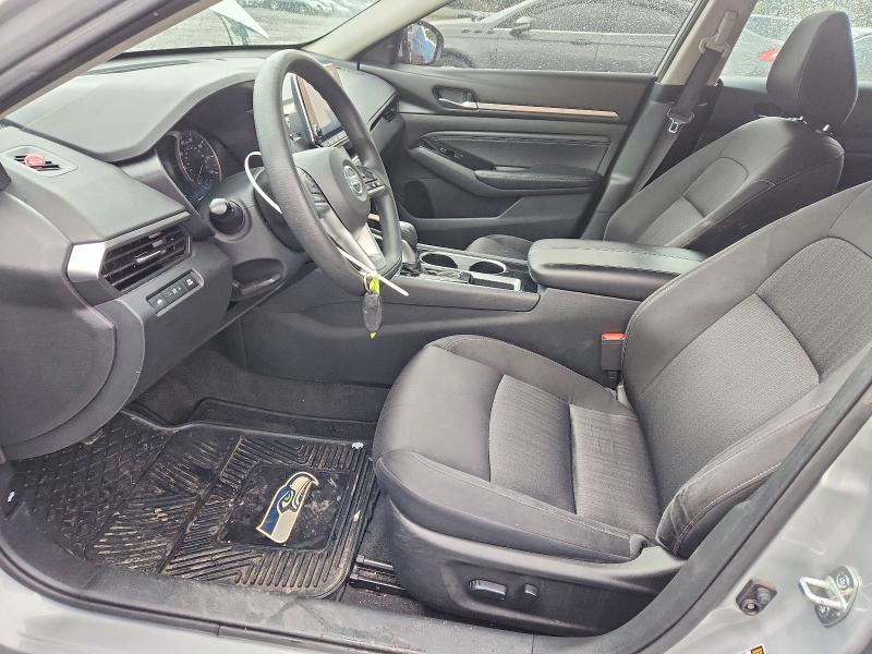 47223106 :رقم المزاد ، 1N4BL4DV1MN362365 vin ، 2021 Nissan Altima مزاد بيع