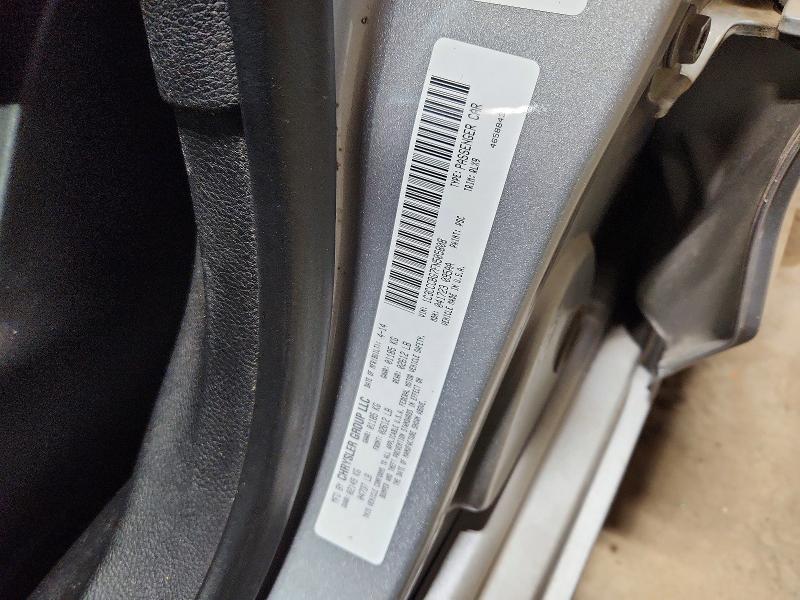 46281016 :رقم المزاد ، 1C3CCCBG7FN505808 vin ، 2015 Chrysler 200 مزاد بيع