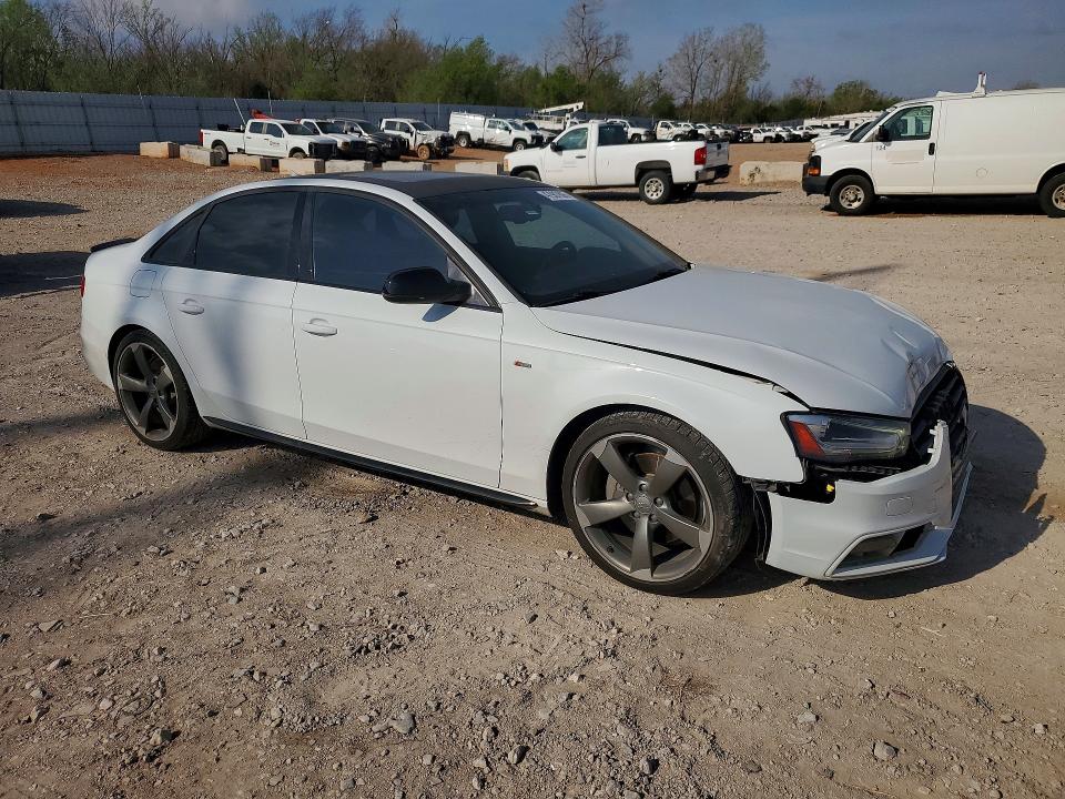 47987806 :رقم المزاد ، WAUFFAFL5FN045914 vin ، 2015 Audi A4 مزاد بيع