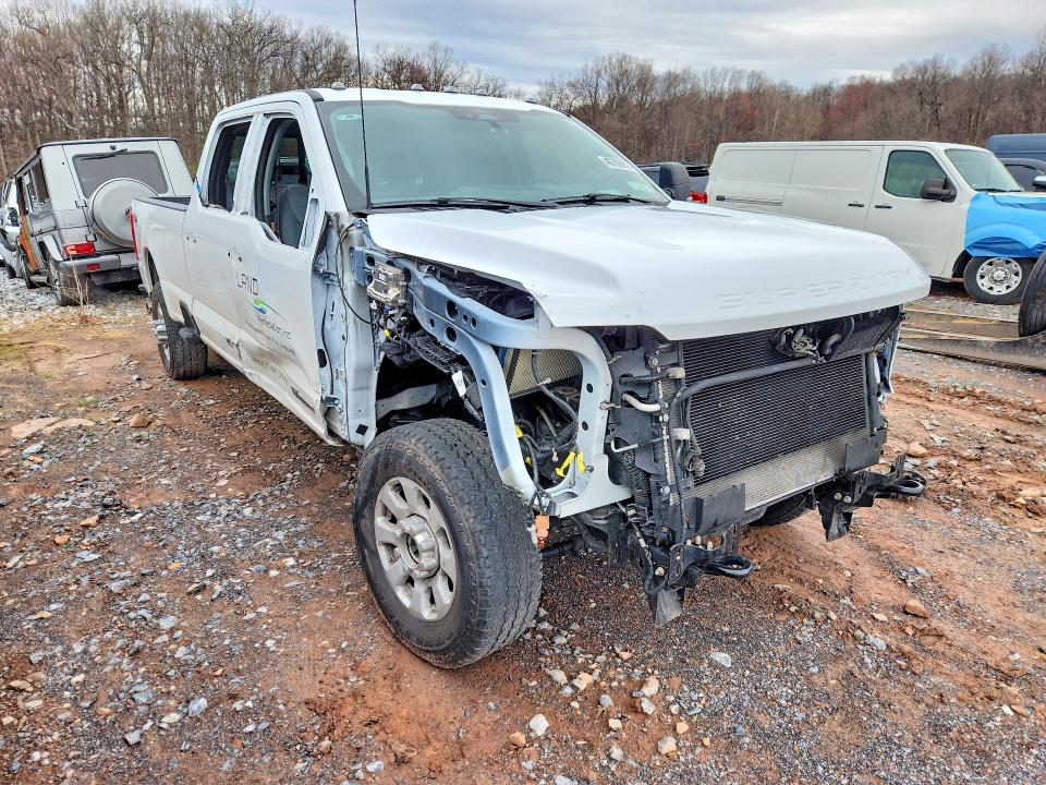 Продаж на аукціоні авто 2024 Ford F350, vin: 1FT8W3BT6REC70585, номер лоту: 46706806