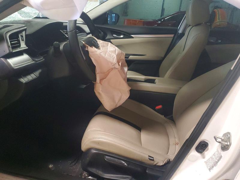 79371365 :رقم المزاد ، 19XFC2F5XJE036268 vin ، 2018 Honda Civic مزاد بيع