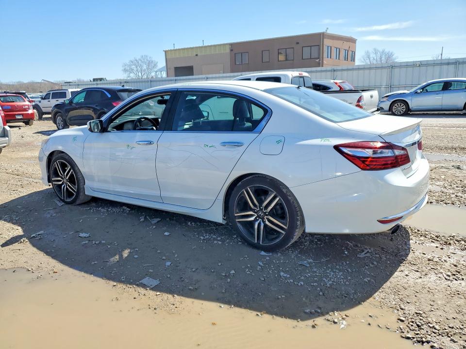 2016 Honda Accord მანქანა იყიდება აუქციონზე, vin: 1HGCR2F52GA230095, აუქციონის ნომერი: 45970536