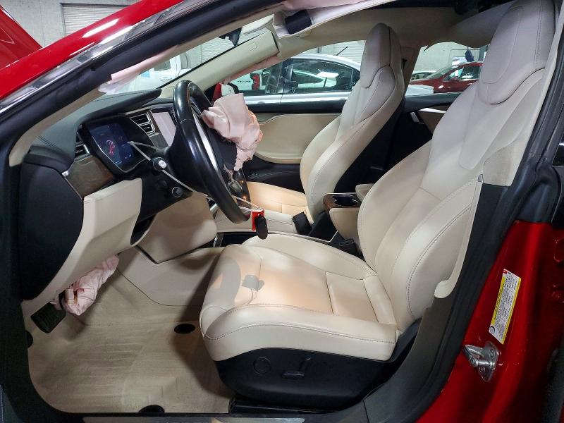 48103696 :رقم المزاد ، 5YJSA1E24JF244601 vin ، 2018 Tesla Model S مزاد بيع