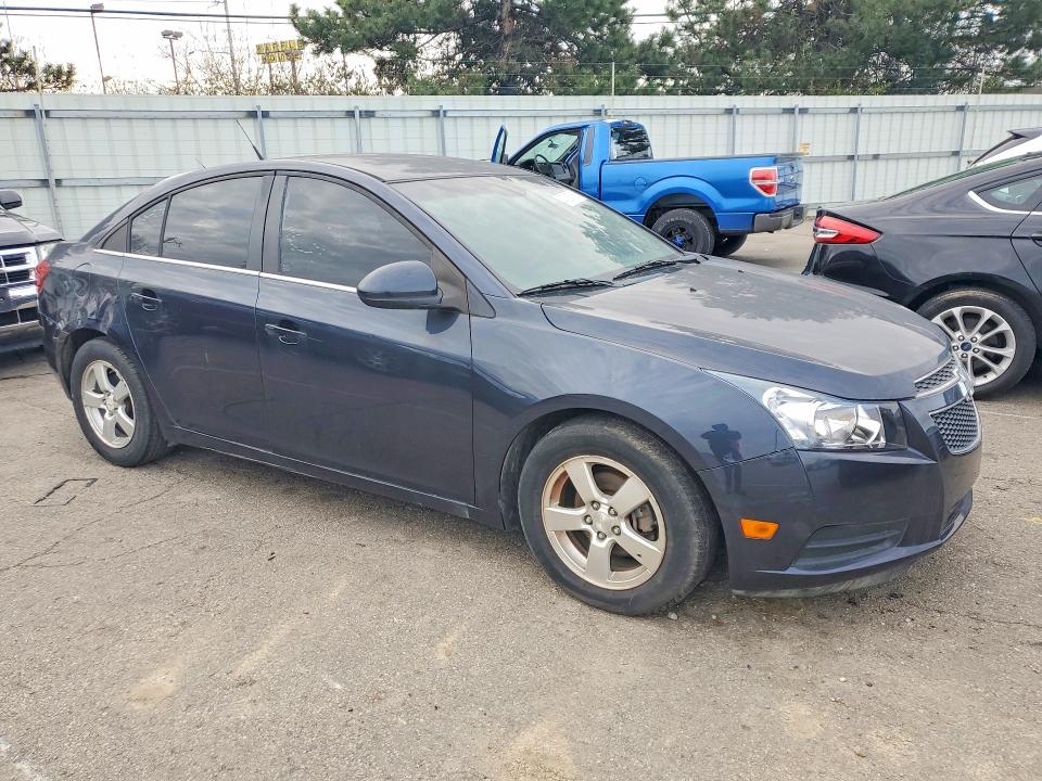 2014 Chevrolet Cruze მანქანა იყიდება აუქციონზე, vin: 1G1PC5SB0E7227827, აუქციონის ნომერი: 47286736
